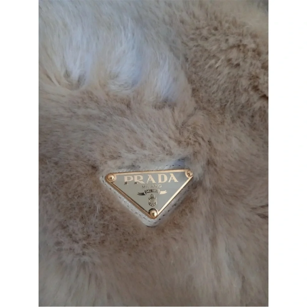 Prada Cream Fur Jacket with Gold Zipper - Picture 5 of 6